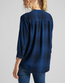 detail ESSENTIAL BLOUSE WASHED BLUE