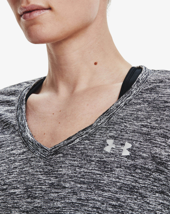 detail Dámské tričko s krátkým rukávem Under Armour Tech SSV - Twist-BLK