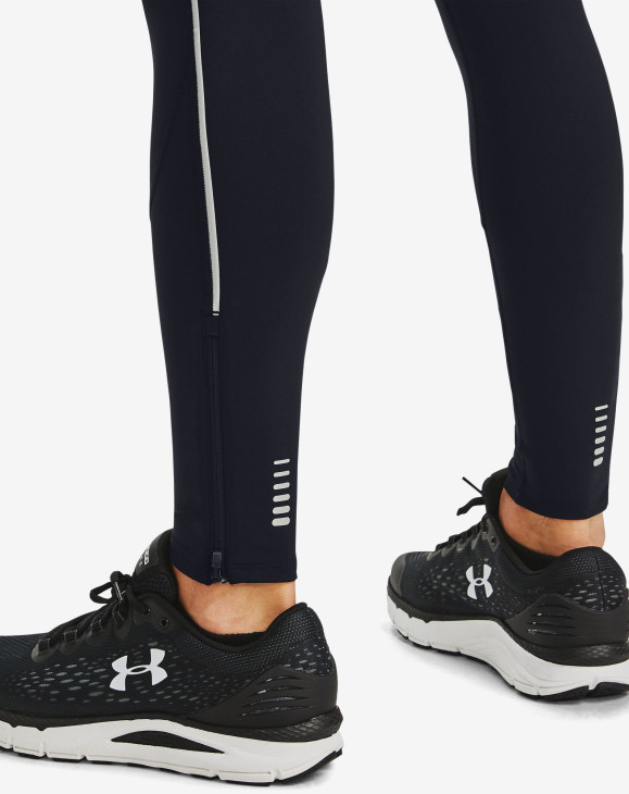 detail Pánské legíny Under Armour UA Fly Fast ColdGear Tight-BLK