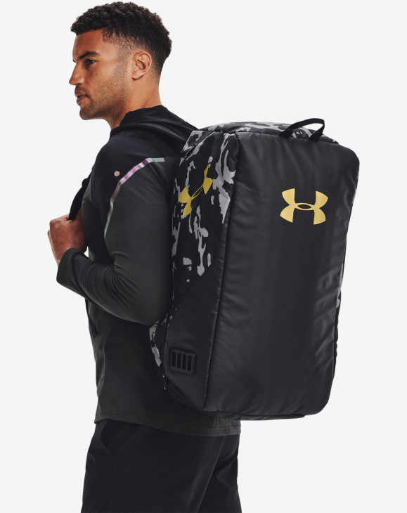 detail Sportovní taška Under Armour UA Contain Duo MD Duffle-BLK