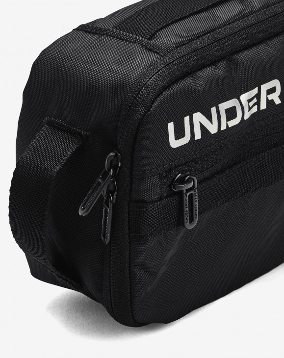 detail Kosmetická taška Under Armour UA Contain Travel Kit-BLK