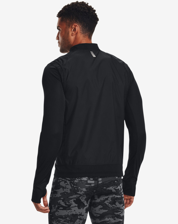 detail Pánská vesta Under Armour Run Insulate Vest-BLK