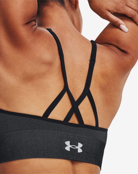 detail Dámská sportovní podprsenka Under Armour UA Seamless Low Long Rib-BLK