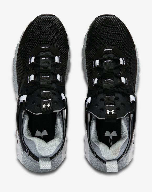 detail UA HOVR Mega MVMNT-BLK