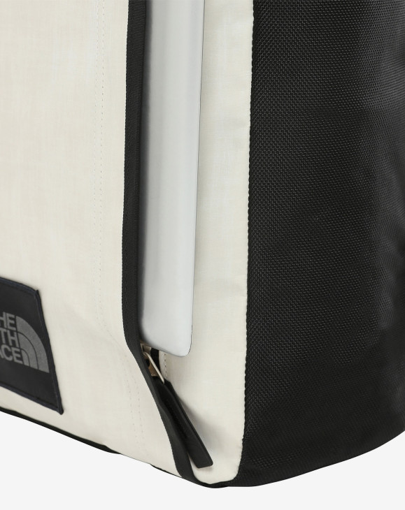 detail BASE CAMP TOTE LUNAR