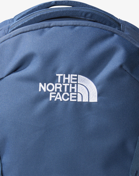 detail Batoh The North Face VAULT