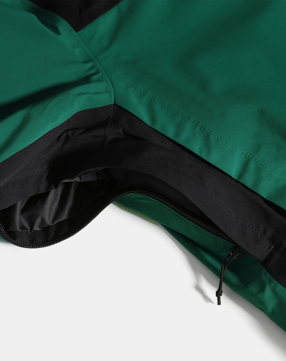 detail M MOUNTAIN LIGHT FL TRICLIMATE JACKET