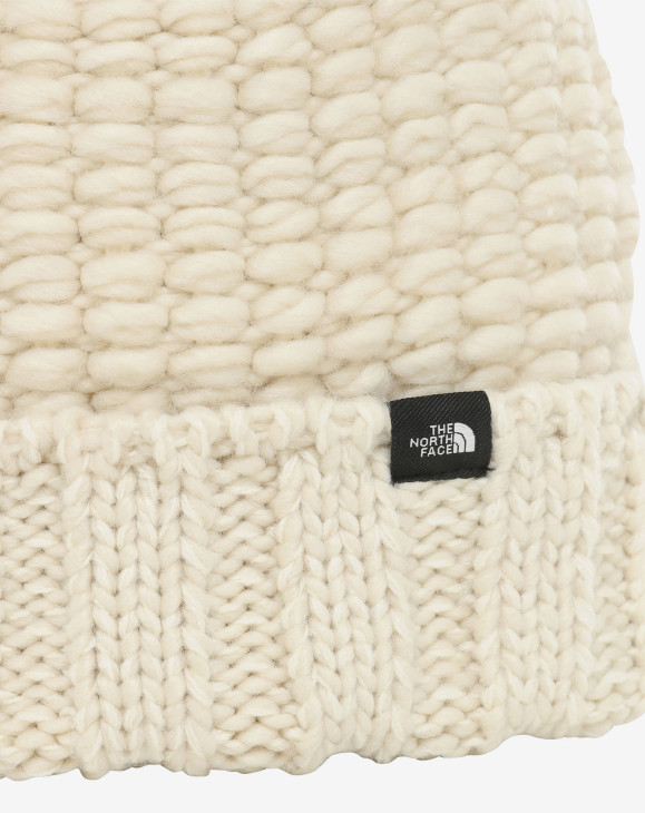 detail COZY CHUNKY BEANIE