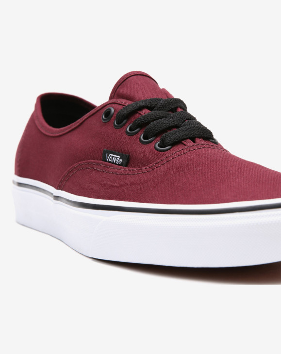 detail Tenisky Vans UA Authentic PORT ROYALE/BLA