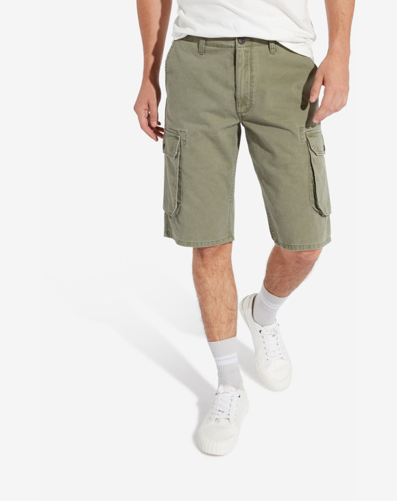 detail CARGO SHORT MOSS GREEN