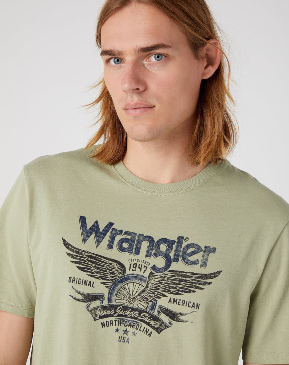 detail Pánské tričko s krátkým rukávem Wrangler AMERICANA TEE TEA LEAF