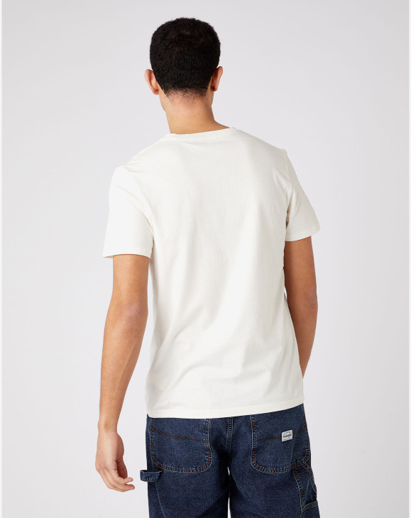 detail Pánské tričko s krátkým rukávem Wrangler COLLEGIATE TEE OFF WHITE bílé